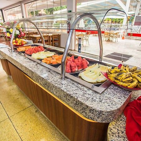 Hotel Diroma Fiori - Parque Aquatico E Muitas Piscinas Калдас-Новас Экстерьер фото