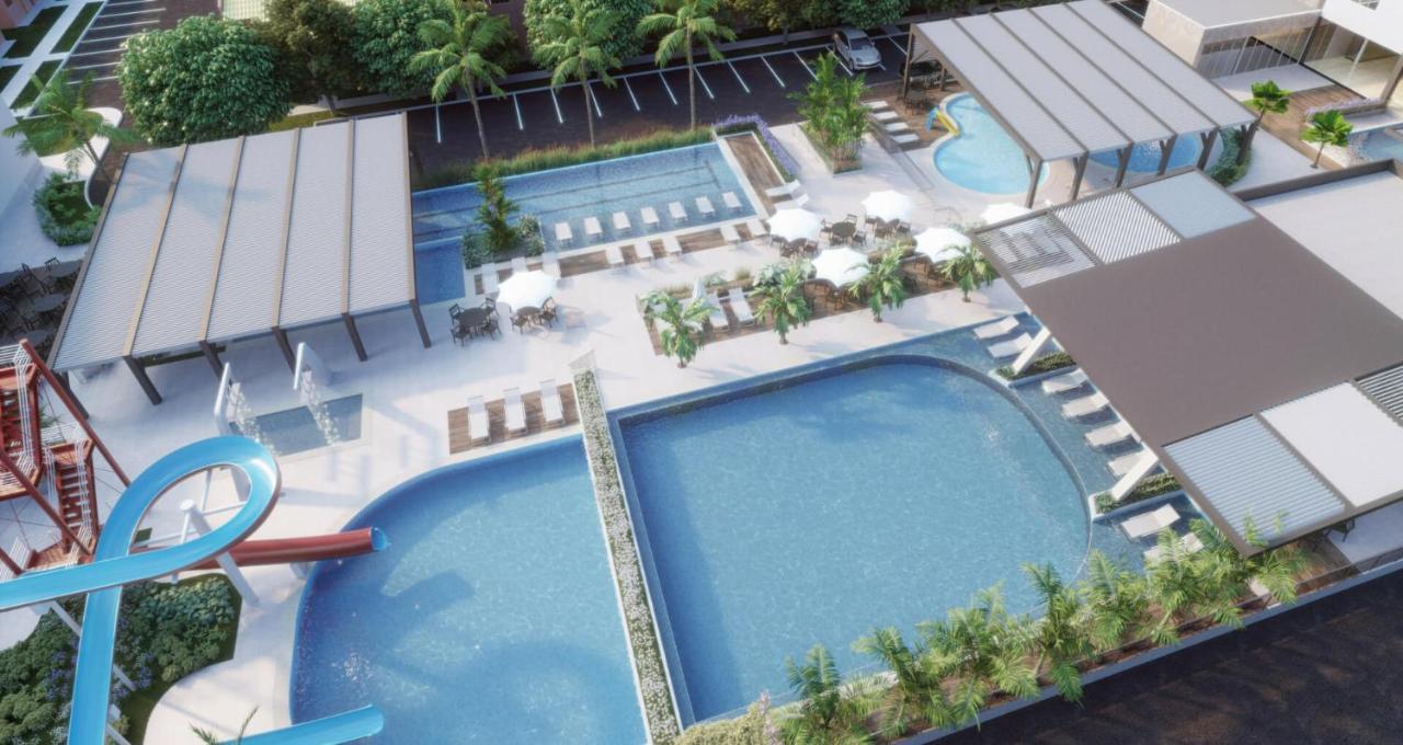 Hotel Diroma Fiori - Parque Aquatico E Muitas Piscinas Калдас-Новас Экстерьер фото