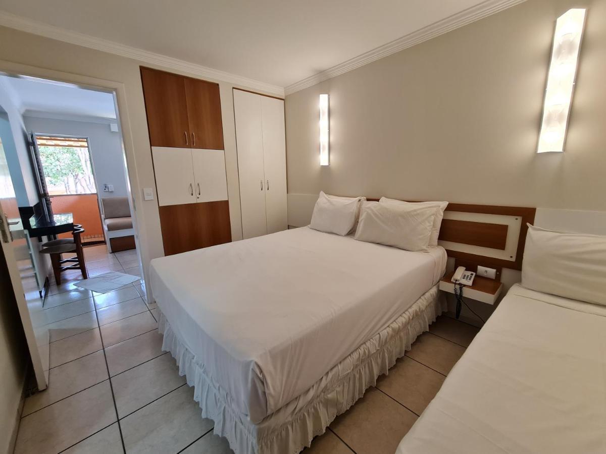 Hotel Diroma Fiori - Parque Aquatico E Muitas Piscinas Калдас-Новас Экстерьер фото